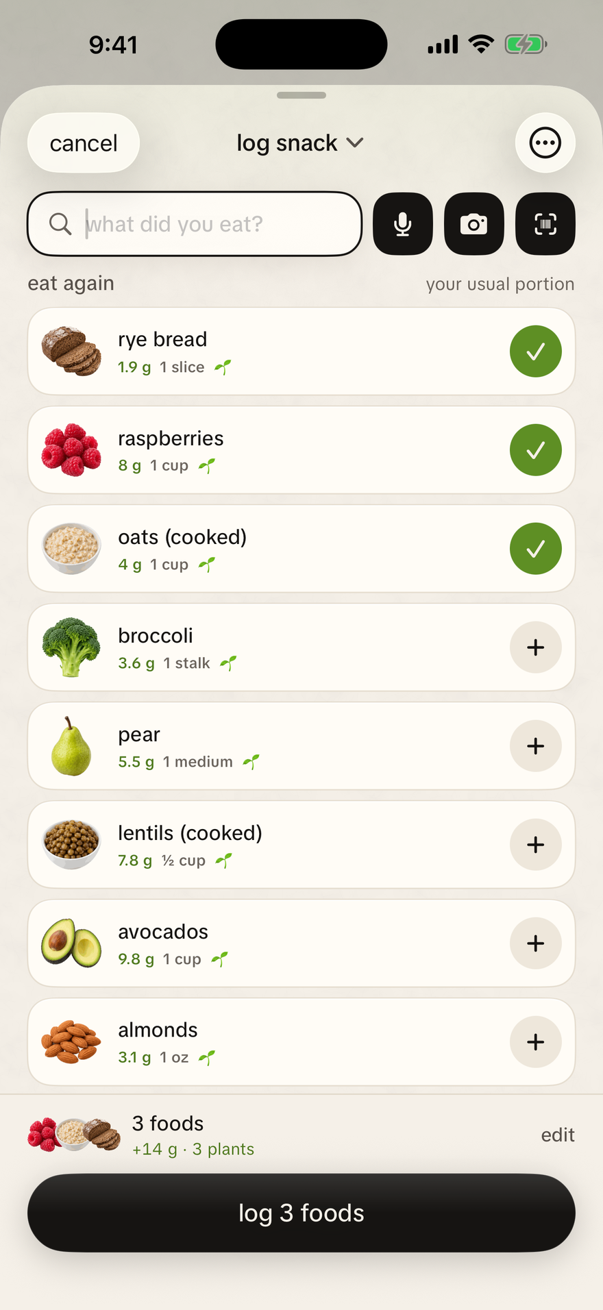 Logging rye bread, raspberries and oats as one plate from eat again
